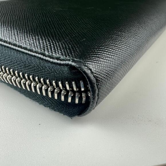 💎✨Authentic Prada Large Black Saffiano Leather Wallet - Picture 7 of 8